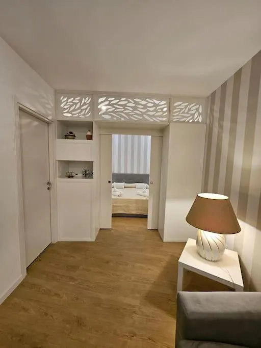 Covent Garden Apartment カリアリ 0*,  イタリア